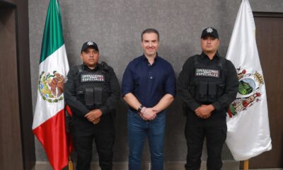 De la Garza resaltó la labor de los dos oficiales, quienes pusieron en práctica los conocimientos de primeros auxilios que han recibido en la Academia de Policía de Monterrey, a través de personal de la Dirección de Protección Civil Municipal.