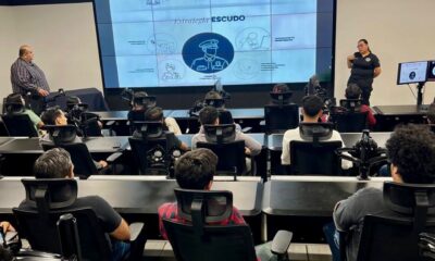 Durante el recorrido, se les explicó la labor del área de monitoreo, así como de la central de radio donde reciben las llamadas para brindar servicios de emergencia a traves del 9-1-1.