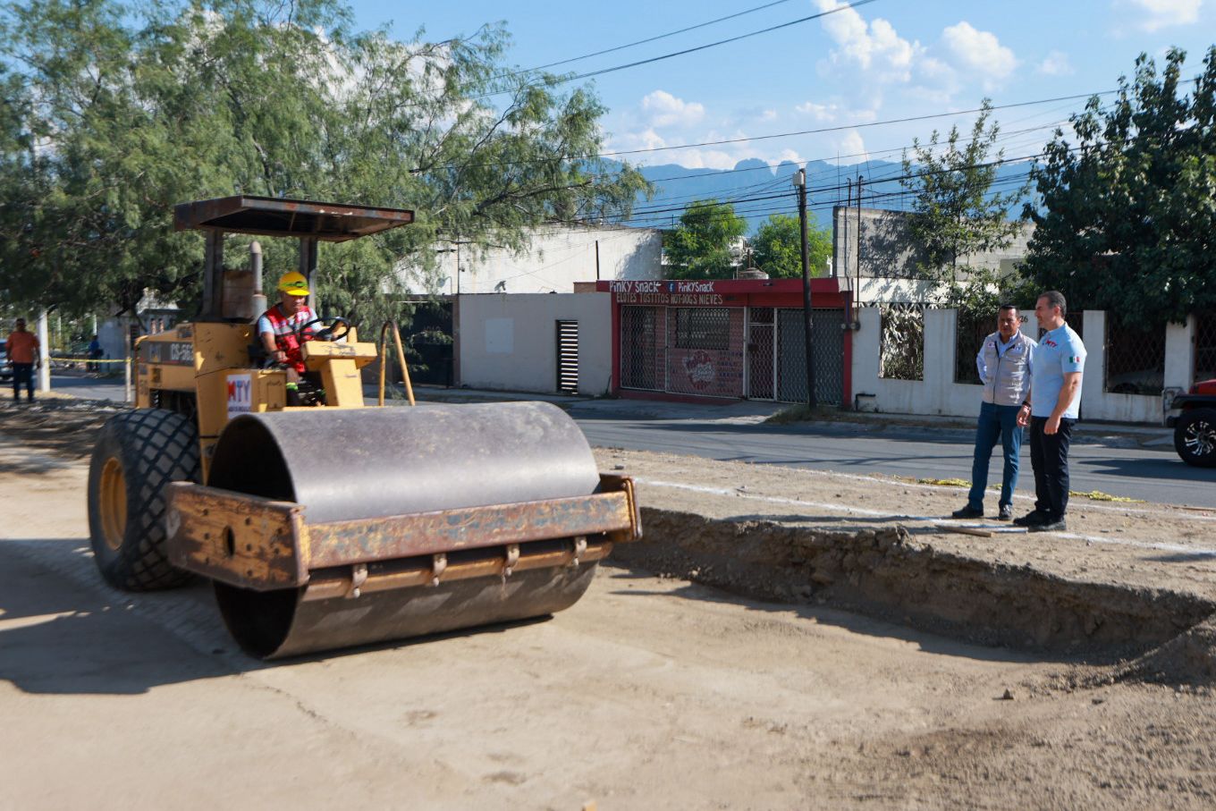 Con esta obra se beneficiaría a 5,071 vecinos, mientras que con el drenaje sanitario se favorecerá de forma directa a más de 780 habitantes.