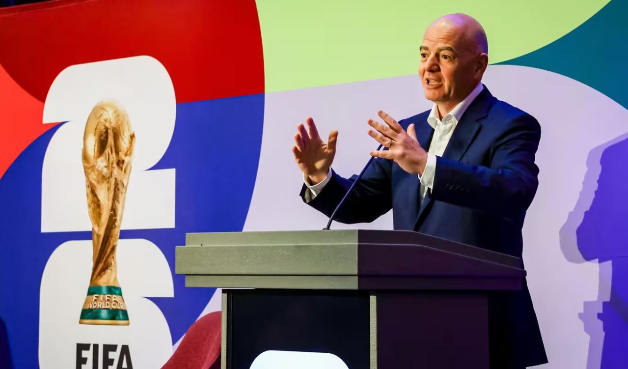 El presidente de la FIFA, Gianni Infantino, destacó la importancia de los voluntarios, a quienes describió como “el corazón, el alma y la alegría” de los torneos, e invitó a personas apasionadas a sumarse a esta experiencia histórica.