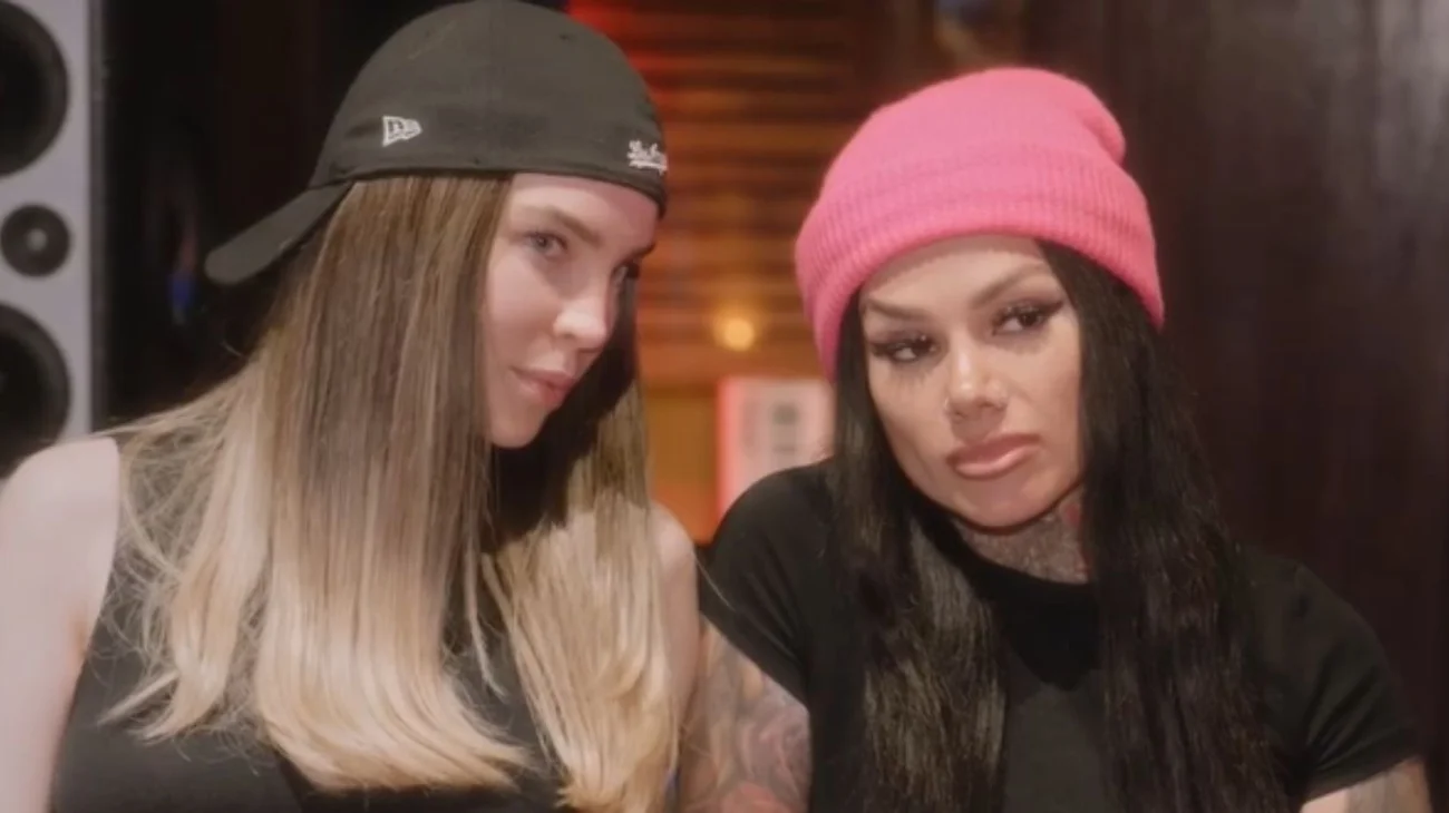 Más que un remix, la nueva versión se siente como un cover con personalidad propia, que suena bien y destaca la colaboración entre ambas artistas.