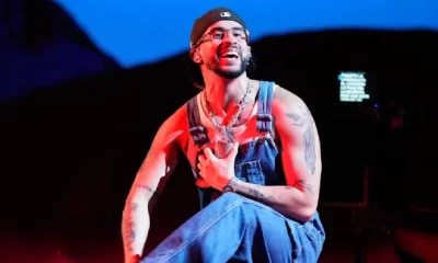 No es la primera vez que Bad Bunny se presenta en un Super Bowl: en 2020 formó parte del espectáculo de medio tiempo junto a Shakira y Jennifer Lopez