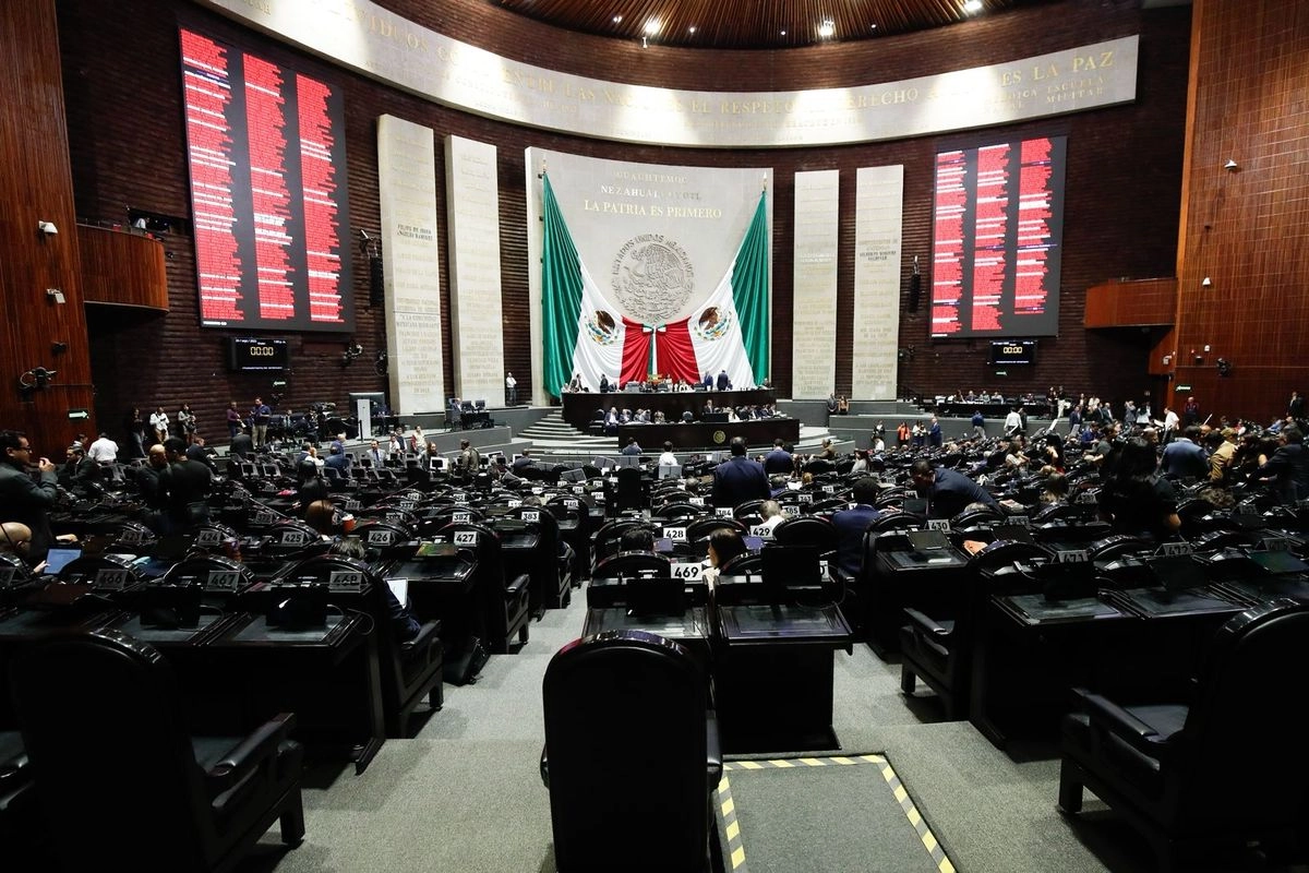 De aprobarse la iniciativa de los llamados “impuestos saludables”, el gobierno federal proyecta ingresos adicionales por alrededor de 51 mil millones de pesos en 2026.