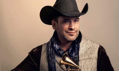 Antes de su éxito musical, Pulido estudió ciencias políticas, lo que le ha permitido mantenerse cercano a temas sociales y políticos de la región.