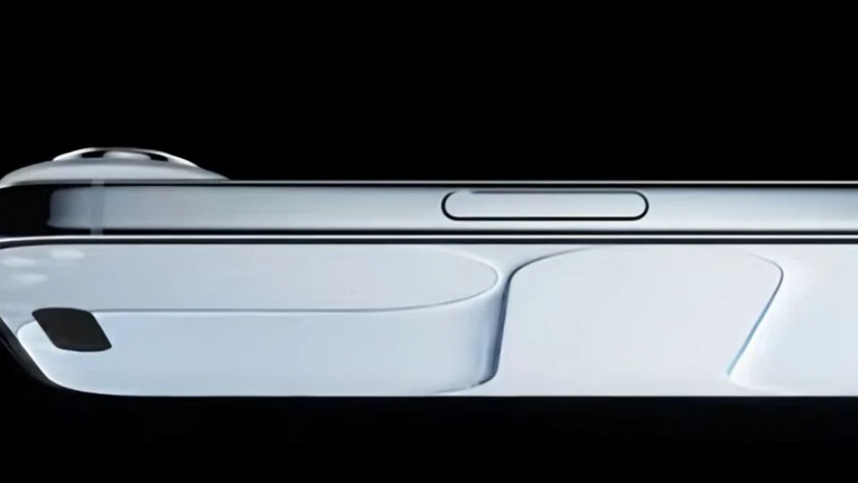 El smartphone integra el chip Apple N1, desarrollado para ofrecer mayor velocidad y eficiencia energética.