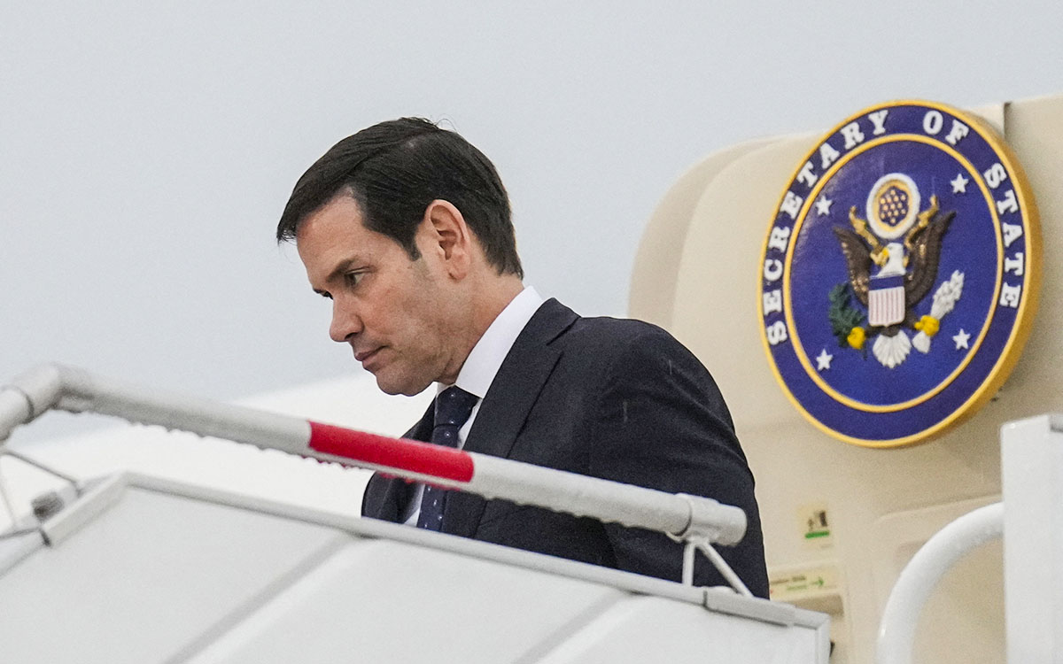 Rubio se reunió con el presidente Daniel Noboa y con la canciller Gabriela Sommerfeld en el Palacio de Carondelet, donde destacó que la medida permitirá atacar las redes financieras de ambos grupos a través del sistema bancario internacional.