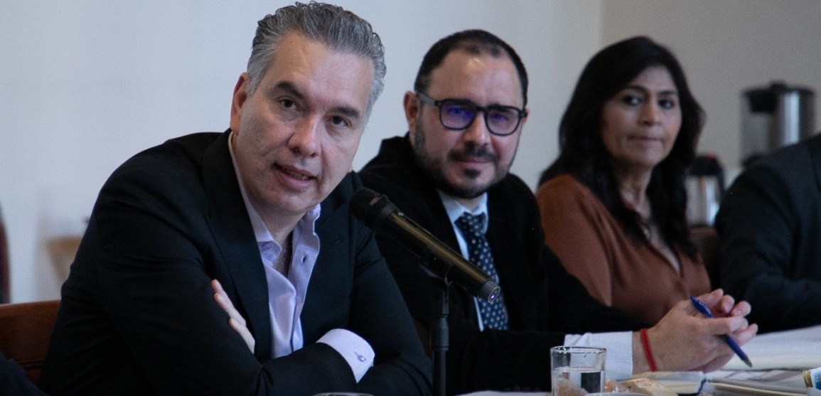 La inversión histórica de $14,000 millones de pesos para el estado, recursos que se destinarán al inicio de la construcción del tren comprometido por la presidenta Claudia Sheinbaum