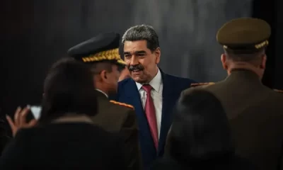 El director del FBI, Kash Patel, subrayó que Maduro “no es solo otro dictador corrupto, es un dictador narcoterrorista acusado, con una recompensa de 50 millones de dólares”