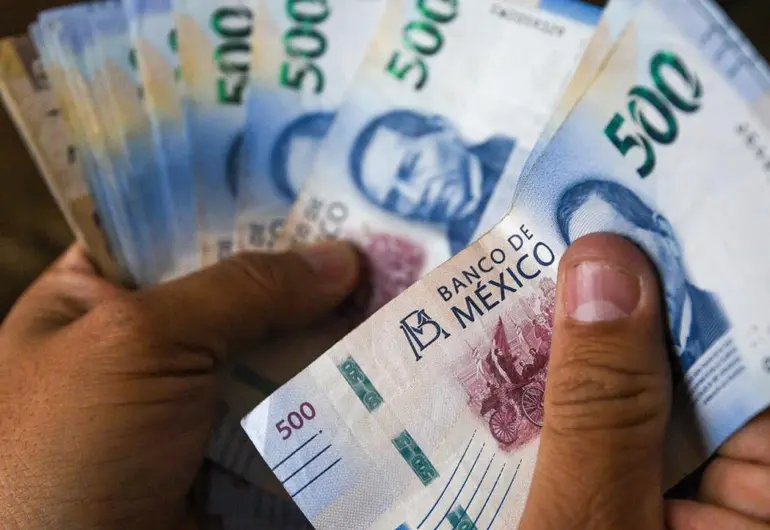 Presenta PAN una iniciativa para que el aguinaldo que reciben los trabajadores mexicanos llegue íntegro a sus hogares.