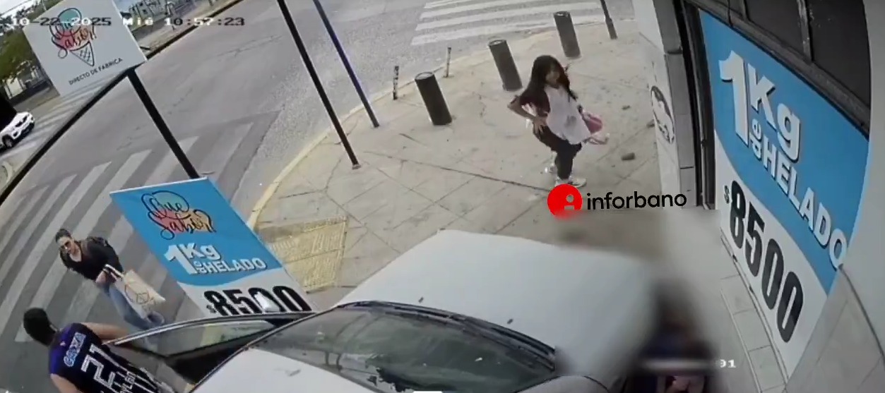 El conductor, un joven de 19 años, alegó que el vehículo sufrió una falla mecánica.