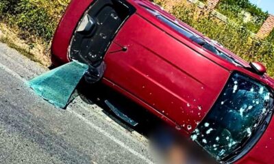 El cuerpo fue trasladado al Servicio Médico Forense, mientras continúan las diligencias para esclarecer el crimen y dar con los responsables.