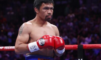 El exsenador y campeón mundial en ocho divisiones fue consagrado en el Salón de la Fama del Boxeo Internacional este año, y recientemente salió del retiro para enfrentar a Mario Barrios, quedando cerca de recuperar el título wélter del CMB a sus 46 años.