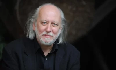 Destacó su obra “convincente y visionaria que, en medio del terror apocalíptico, reafirma el poder del arte”.