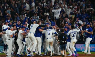 Ambos equipos mantuvieron la tensión hasta la entrada 18, cuando Freeman conectó el batazo decisivo ante Brendon Little (0-1).