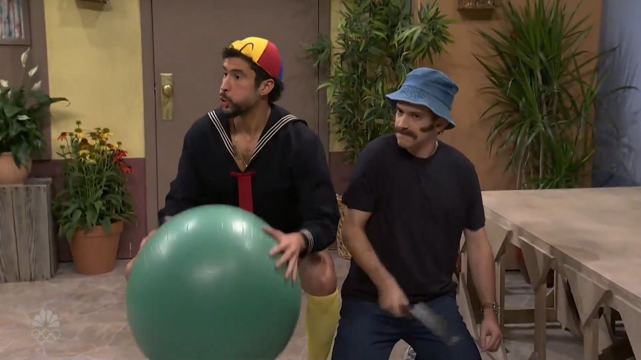 La imitación de Bad Bunny fue aplaudida por su naturalidad, especialmente al recrear las mejillas infladas y el peculiar llanto de Quico.