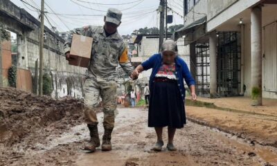 En Huauchinango, Puebla, se confirmó el fallecimiento de Celeste Barrios Muñoz, arrastrada por un deslave, y de Fernando Meléndez Ríos, quien intentaba cruzar el río San Marcos