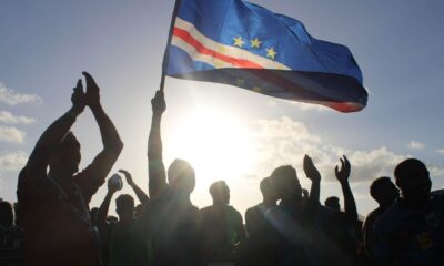 El triunfo desató la euforia de los aficionados, mientras que el gobierno de Cabo Verde decretó jornada libre para que la población celebrara este histórico logro deportivo, que marca un antes y un después en la historia futbolística del país.