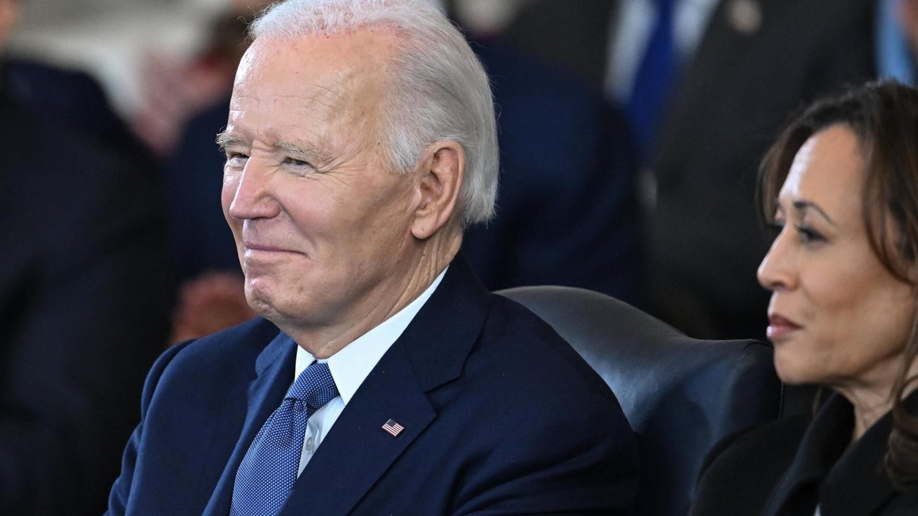 A través de su cuenta en X, Biden expresó su alivio y agradecimiento por la reunificación de los cautivos con sus familias y por la oportunidad de reconstrucción para los civiles afectados en la región.