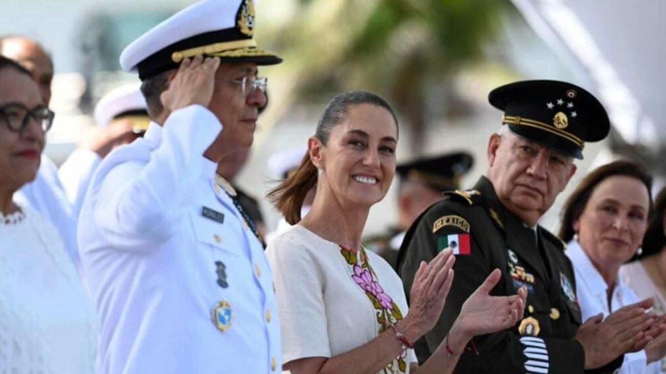 Sheinbaum destacó que la lealtad a la patria exige lealtad a los valores y a la verdad, y subrayó que la verdadera valentía “no es sólo enfrentar un combate, sino mantener la rectitud cuando nadie mira”.