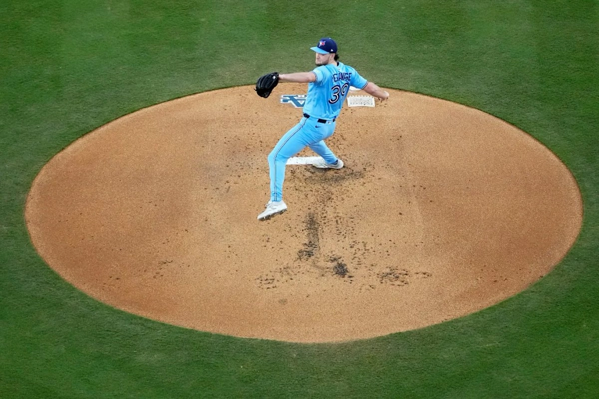 Los Azulejos de Toronto tienen ahora la oportunidad de sellar la Serie Mundial en casa y levantar su primer título desde 1993.