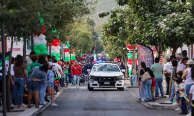 El alcalde Mauricio Farah Giacomán, acompañado por su esposa Elisa Cruz, presidenta del DIF San Pedro, encabezó el evento junto a funcionarios municipales