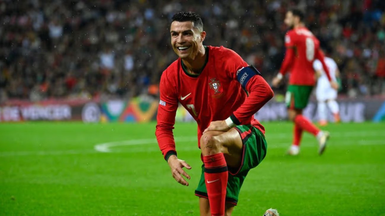 Ronaldo también expresó su deseo de seguir ganando títulos y alcanzar el histórico registro de mil goles oficiales. “Mi cuerpo está en buen estado y sigo ayudando al equipo.