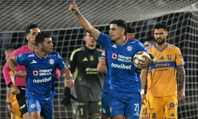Tigres inició con mayor intensidad y dominó los primeros minutos. La jugada más clara llegó con un potente disparo de Fernando Gorriarán que se estrelló en la base del poste izquierdo.