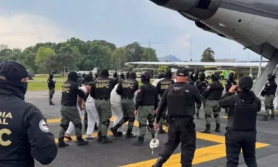 García Harfuch detalló que en este periodo se han detenido 38,700 personas, asegurado 311 toneladas de droga, más de 4 millones de pastillas de fentanilo, 1,760 laboratorios de metanfetamina y 20,000 armas, y aseguró que se mantendrá una supervisión permanente en Sinaloa y Michoacán.