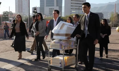 La entrega ocurrió luego de la decisión del gobernador Samuel García Sepúlveda de adelantar las vacaciones de los trabajadores del Periódico Oficial, acción que legisladores del PRI y PAN interpretan como una estrategia para frenar la publicación del presupuesto.