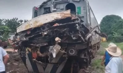 El conductor del tráiler resultó lesionado y fue atendido en el lugar por paramédicos, quienes posteriormente lo trasladaron a un hospital cercano