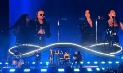 El gesto refuerza la conexión de Dua Lipa con México, luego de que en su primera presentación interpretara el clásico “Bésame mucho” de Consuelo Velázquez.