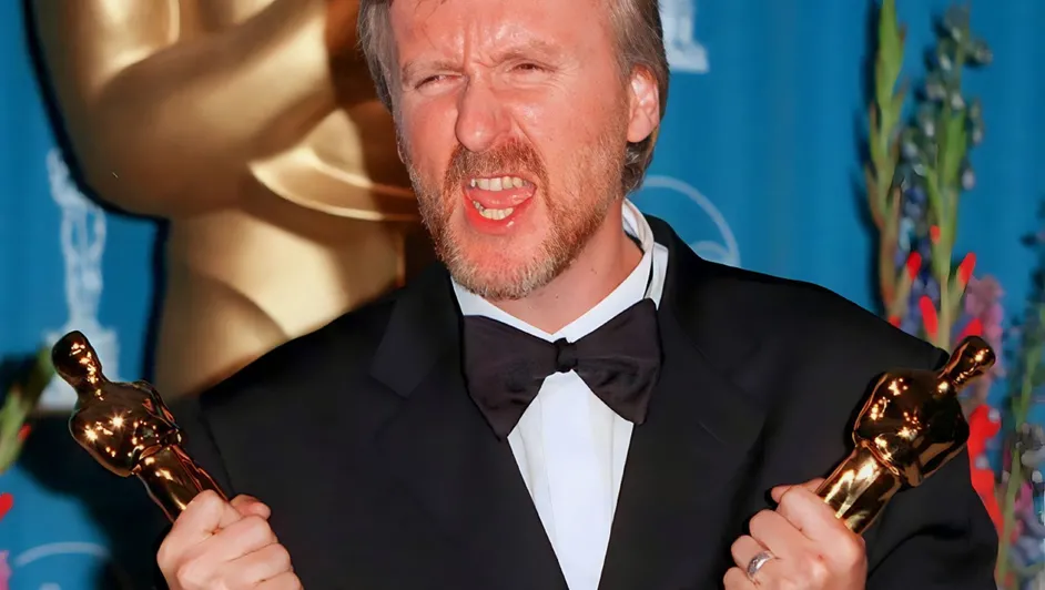 El director sostuvo que existe un “techo de cristal” en los premios, donde se privilegian dramas realistas o de época, mientras se minimiza el reto creativo de la ciencia ficción, que implica construir mundos completos desde cero.