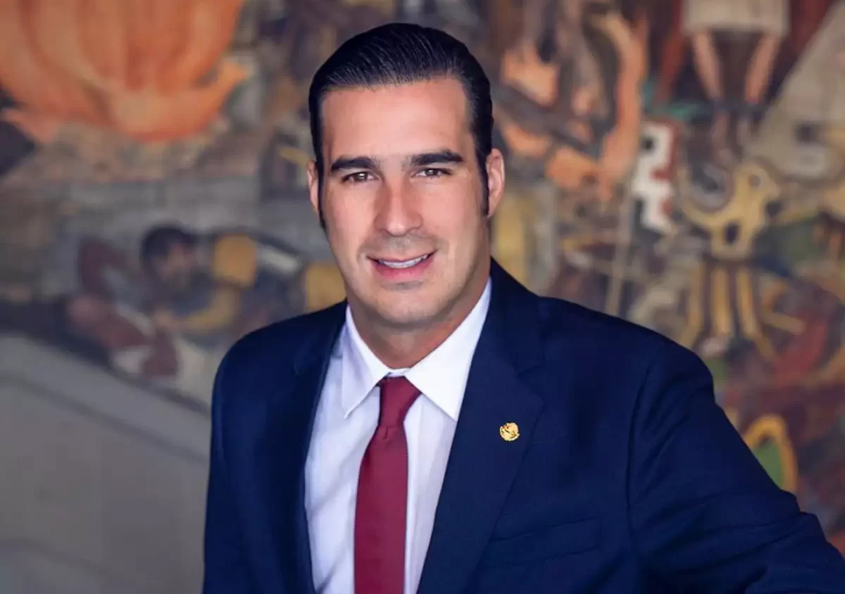 Sheinbaum destacó la importancia de dar continuidad a los programas de prevención y subrayó que el nuevo subsecretario cuenta con experiencia en la administración pública y en el diseño de estrategias de comunicación y participación ciudadana.