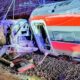 El accidente ocurrió la tarde del domingo, cuando un tren de la compañía Iryo, que viajaba de Málaga a Madrid con 317 personas a bordo, descarriló e invadió la vía contigua, provocando el choque con otro convoy