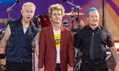 De acuerdo con la liga, la elección de Green Day responde al carácter conmemorativo del Super Bowl número 60