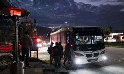 A través de un video difundido en redes sociales, el alcalde explicó que el operativo inició desde la madrugada para apoyar a las personas que salen muy temprano de sus hogares