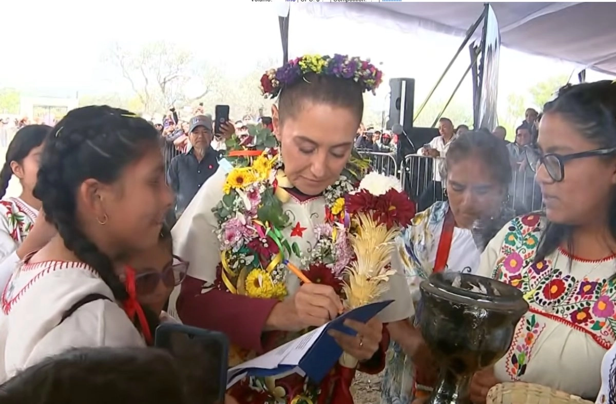 La presidenta Claudia Sheinbaum Pardo descartó que el gobierno federal tenga registro de sobrevuelos militares de EU.