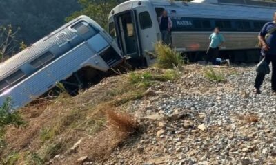 El accidente se registró en una curva de la Línea Z, en territorio de Oaxaca, cuando un tren de pasajeros se descarriló, dejando un saldo inicial de al menos 13 personas fallecidas y decenas de lesionados