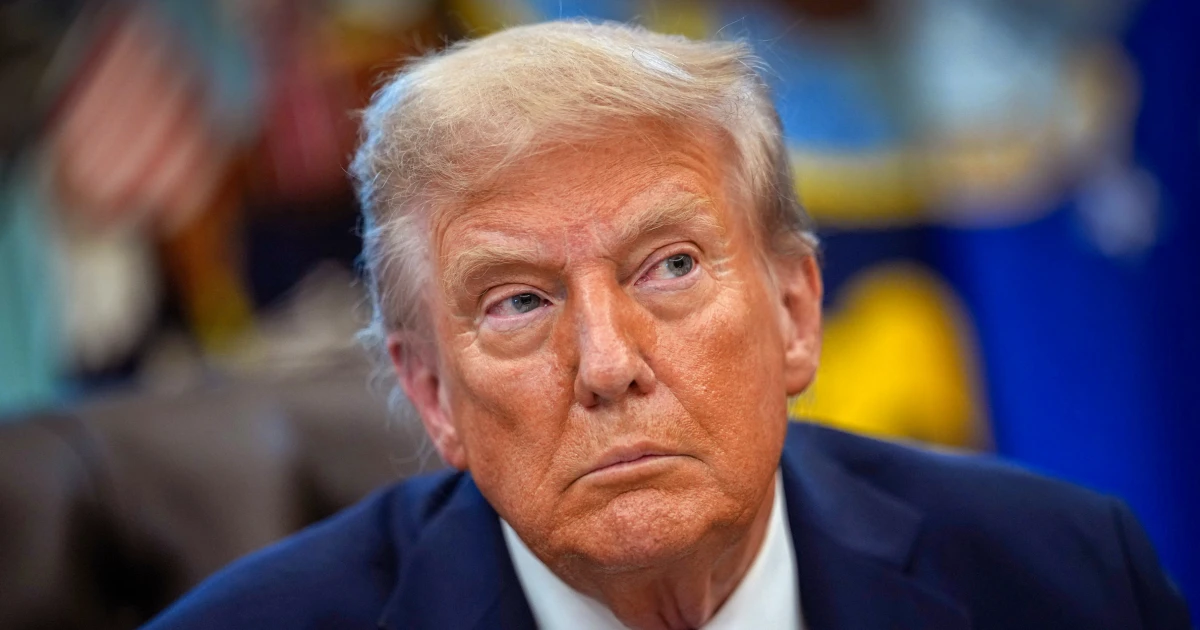 Casi tres cuartas partes de los estadounidenses, el 72 por ciento, califican la economía como “regular” o “pobre”, mientras que únicamente el 28 por ciento la considera “buena” o “excelente”.