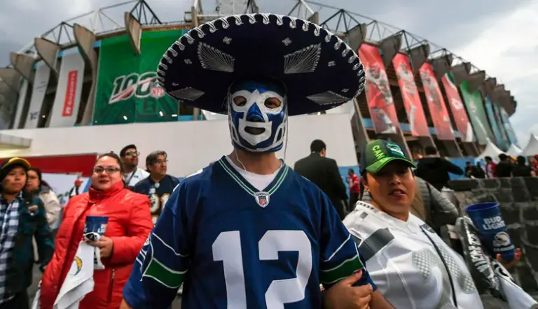 A través de un comunicado, la SRE llamó a los mexicanos a actuar con responsabilidad, informarse antes de viajar y respetar estrictamente las leyes locales