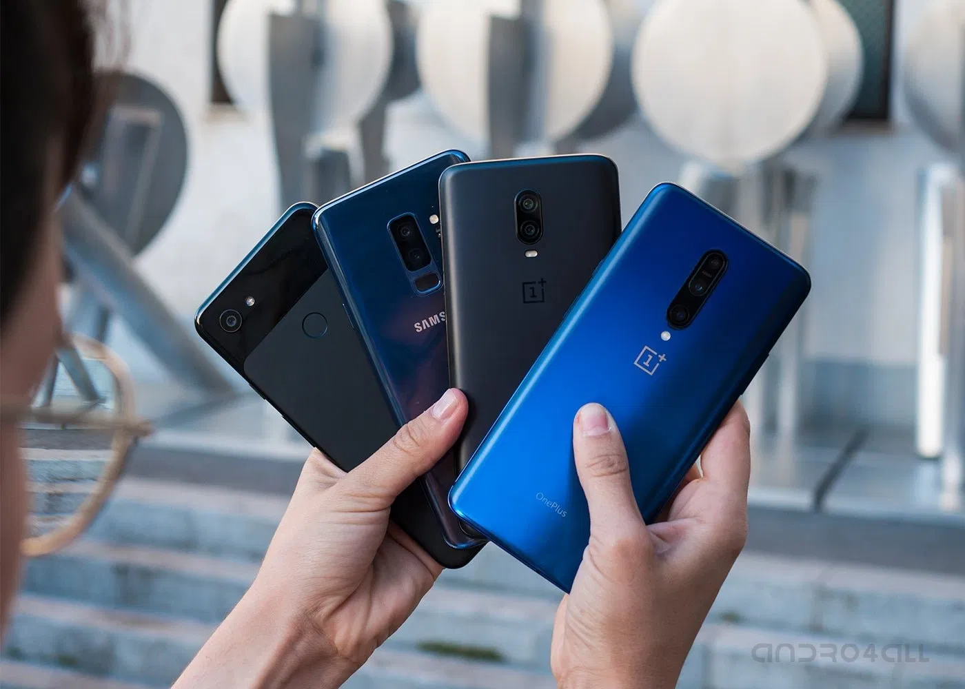 Especialistas advierten que los equipos con sistemas obsoletos se encuentran prácticamente “sin escudo”, ya que cualquier vulnerabilidad detectada en meses recientes puede ser explotada por ciberdelincuentes sin posibilidad de defensa.