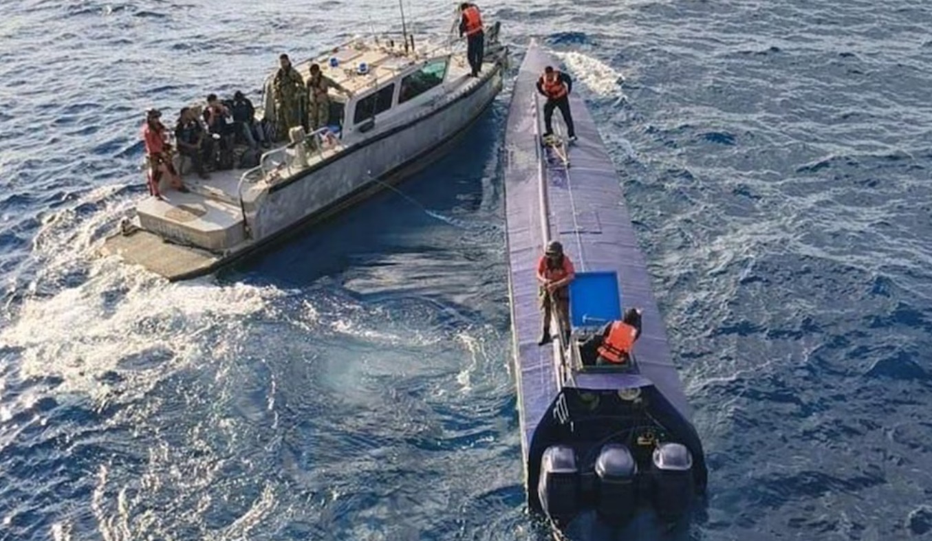 A través de un mensaje en redes sociales, García Harfuch destacó que en las últimas semanas las operaciones marítimas han permitido asegurar cerca de 10 toneladas de esta droga