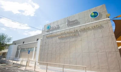 En redes sociales, principalmente en Facebook, circularon videos en los que se escuchan las detonaciones.