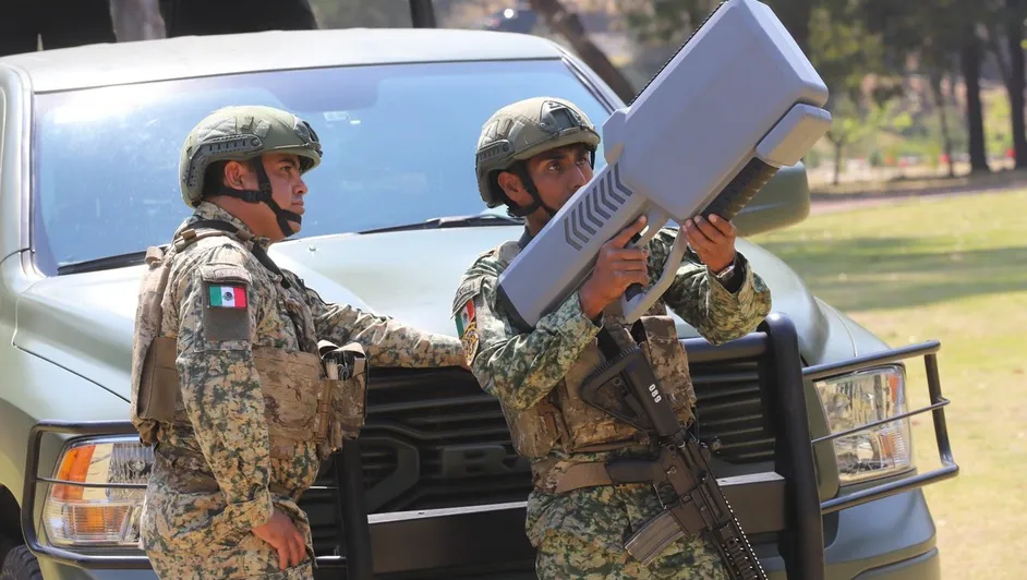 Las entidades con mayor número de aseguramientos en 2025 fueron Michoacán y Sinaloa, con 26 drones cada una, destacando municipios como Apatzingán, Badiraguato y Culiacán