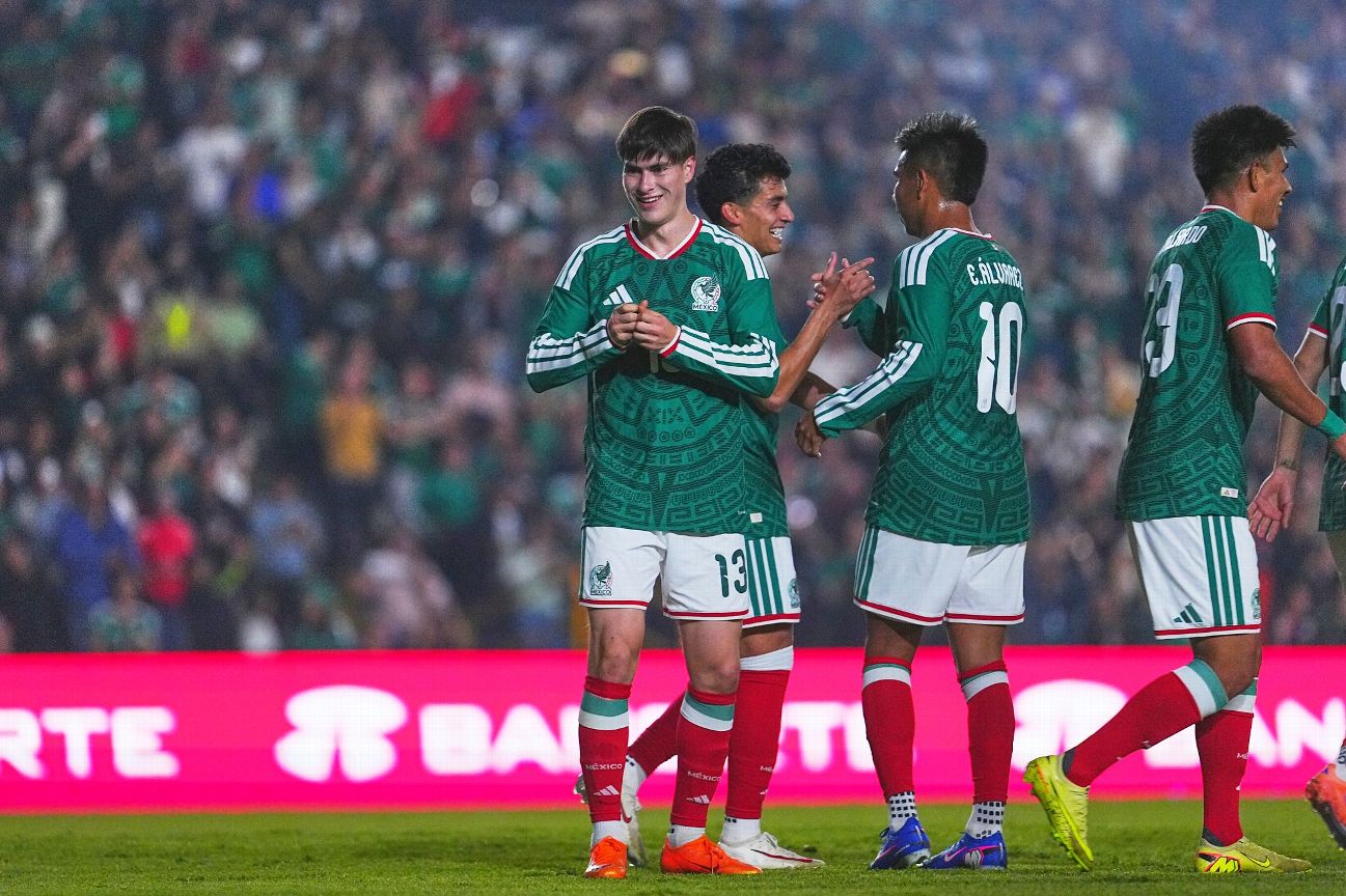 El partido también dejó momentos especiales, como el debut de Jesús Garza, lateral de Tigres, quien ingresó al minuto 66 en sustitución de Ledezma.