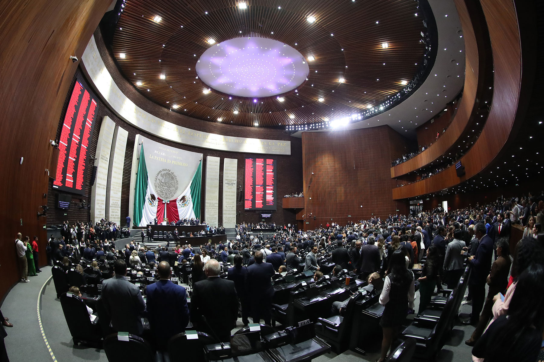 Al tratarse de una reforma a la Constitución Política de los Estados Unidos Mexicanos, la iniciativa requerirá una mayoría calificada de dos terceras partes del Congreso para ser aprobada