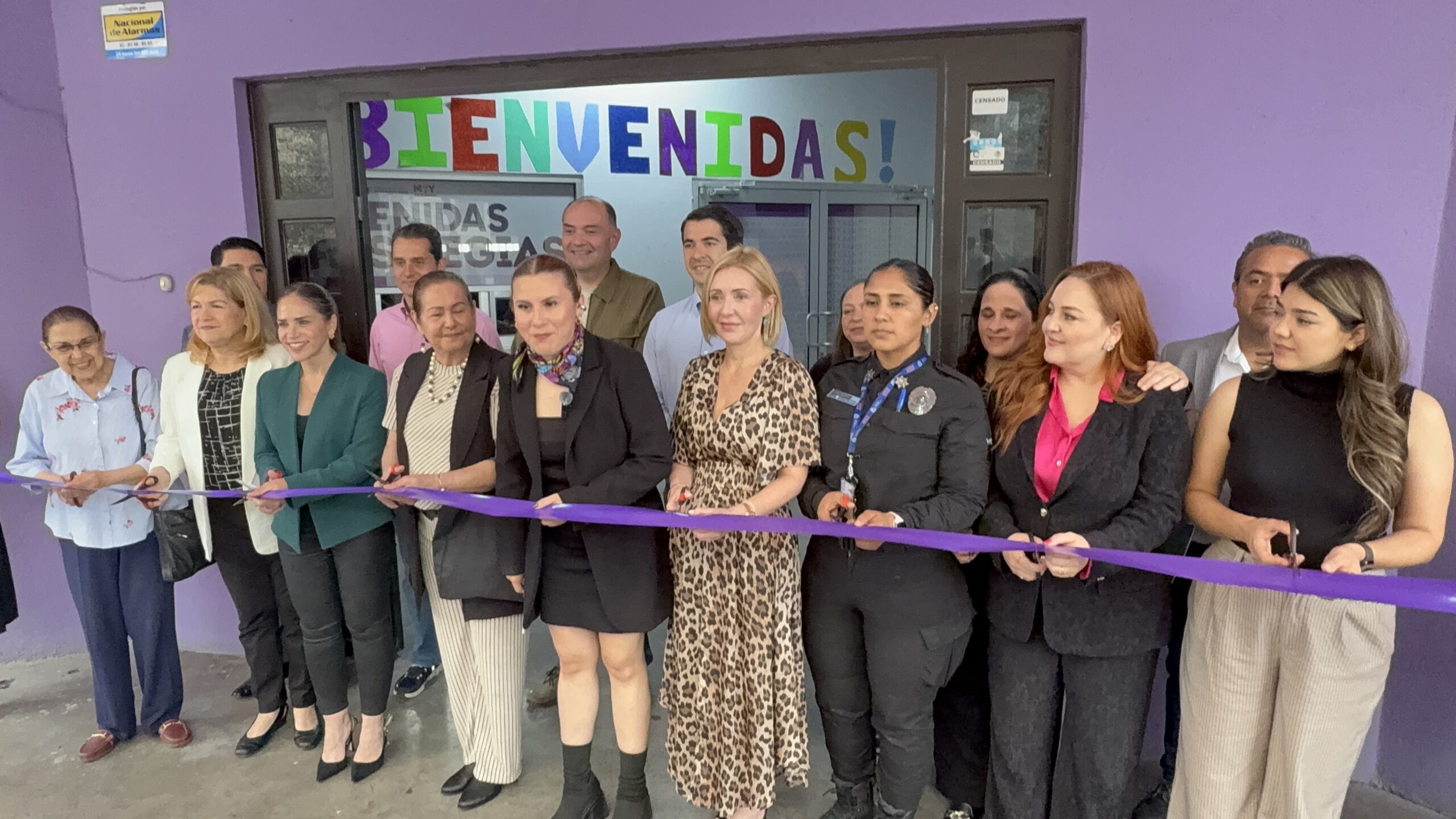 Durante la apertura, Segovia destacó que este nuevo espacio busca facilitar el acceso a servicios y atención para las mujeres en un solo lugar, como parte de las acciones impulsadas por el alcalde Adrián de la Garza