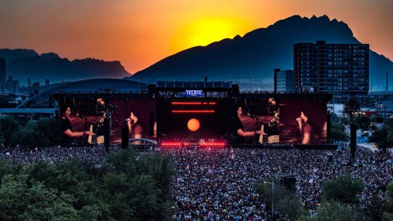 Durante los primeros dos días del festival se registraron más de 50 denuncias por robo de teléfonos celulares, de acuerdo con la Fiscalía General de Justicia de Nuevo León.