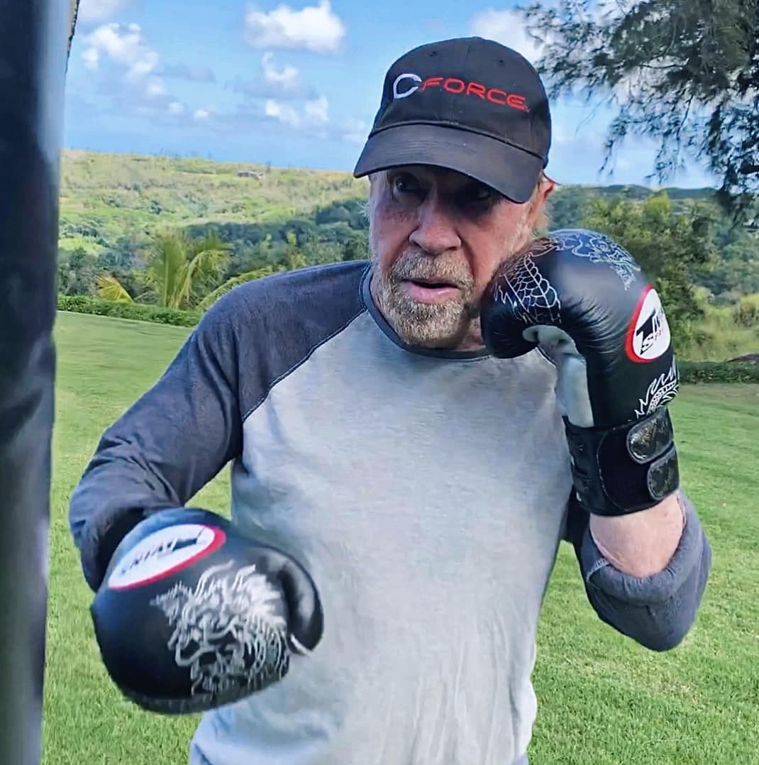 Según fuentes cercanas, el actor fue trasladado a un hospital en las últimas horas, aunque se reporta estable y de buen ánimo.