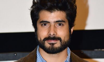 José Ángel Bichir es hijo del actor Odiseo Bichir y forma parte de la reconocida familia artística que también integran Bruno Bichir y Demián Bichir.